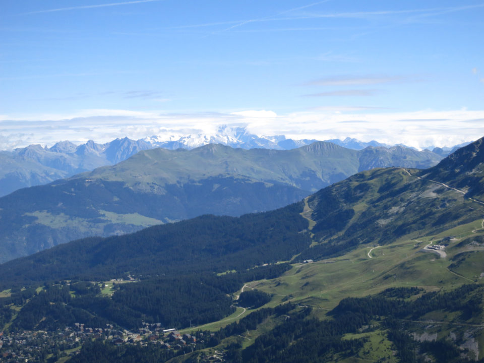 running montagne paysage meribel (2) running à la montagne avec beau paysage meribel