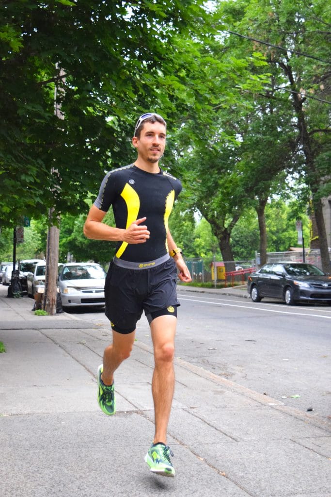 Skins DNAmic : Short et T-shirt de compression