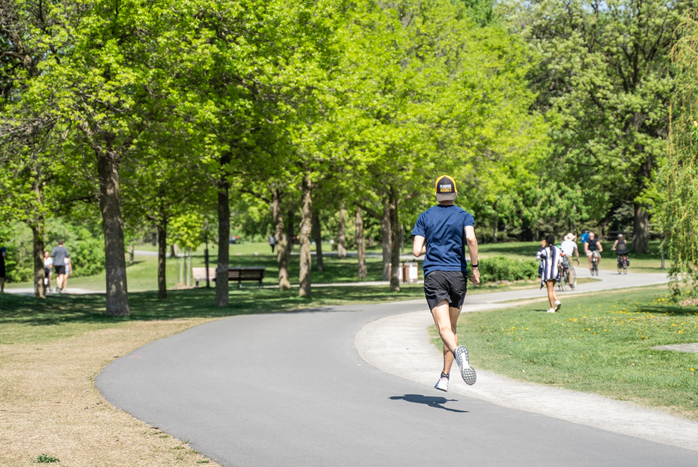 Entrainement de sprint : il faut courir très vite à l'entraînement